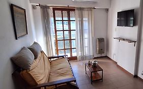 Departamento calle 11, excelente ubicación céntrica